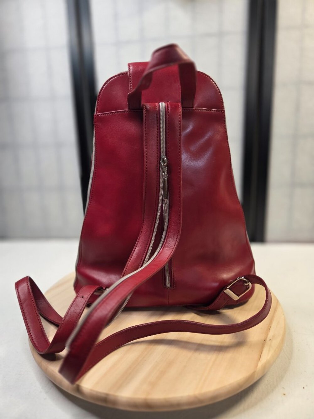 Wilson Leather Pelle Studio 90's Red Leather Sling Backpack Purse Women Medium - Picture 3 of 16